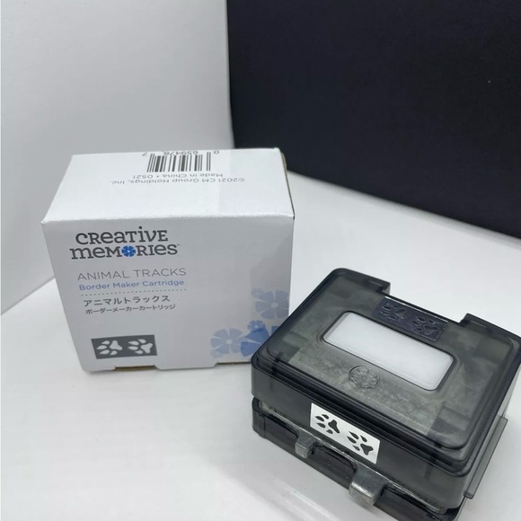 Creative Memories  Animal Tracks Border Maker Cartridge Punch Brand New - Picture 3 of 6